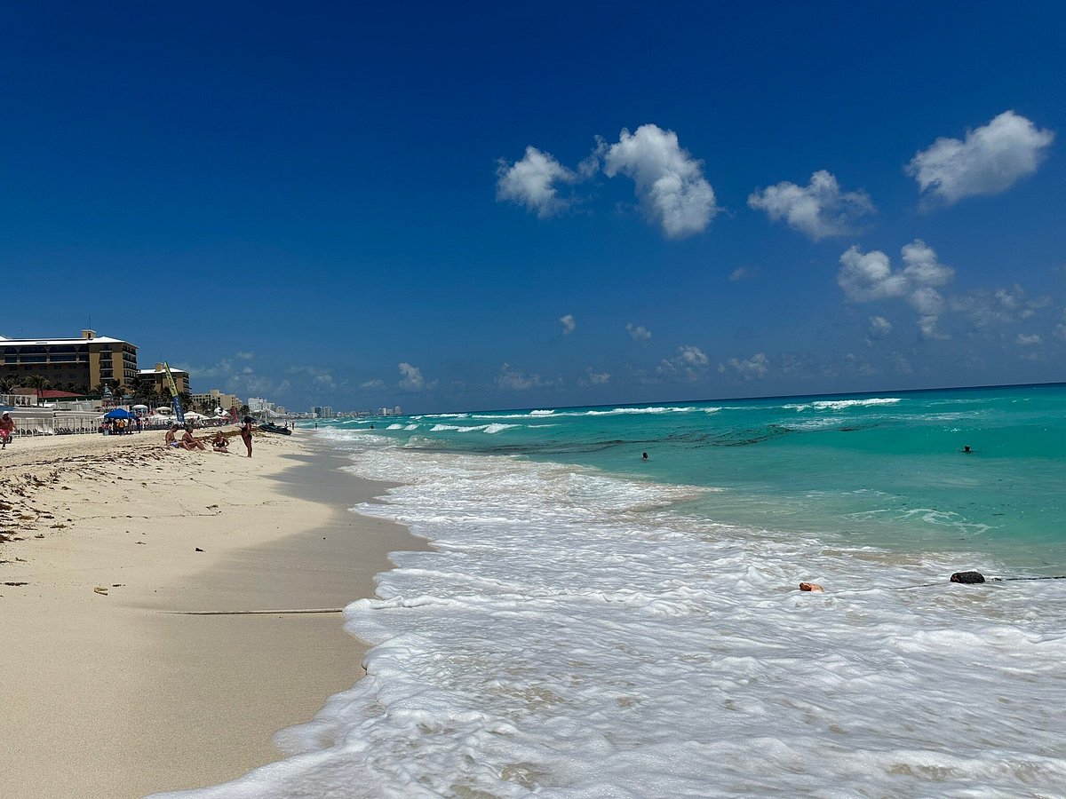 Playa Ballenas